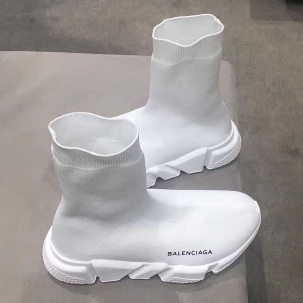 AUTHENTIC BALENCIAGA WHITE SPEED TRAINERS —